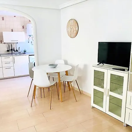 Precioso Y Amplio Estudio En Apartament