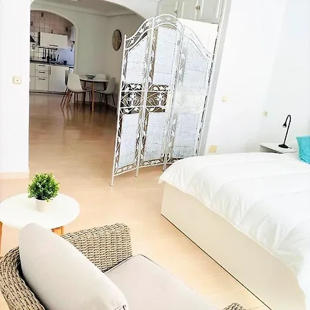 Precioso Y Amplio Estudio En Apartment